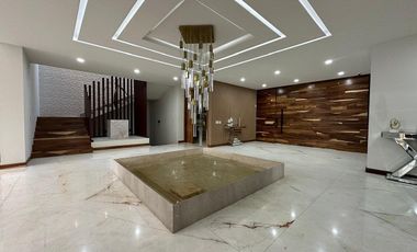 Casa en Venta Residencia en Av. Juan Palomar, Zona Diamante de Zapopan