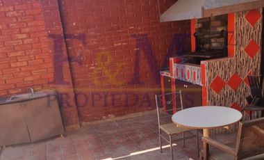 EXCELENTE CASA EN SECTOR RESIDENCIAL