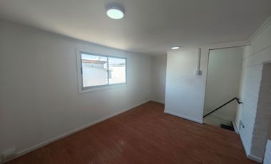 CASA 3 DORMITORIOS REMODELADA EL BOSQUE, METRO