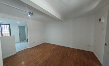 CASA 3 DORMITORIOS REMODELADA EL BOSQUE, METRO
