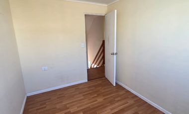 TENEMOS EN VENTA CASA COMUNA DE CURICO