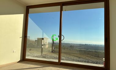VENTA CASA NUEVA EN CONDOMINIO CERRO CRISTAL EN CURICÓ