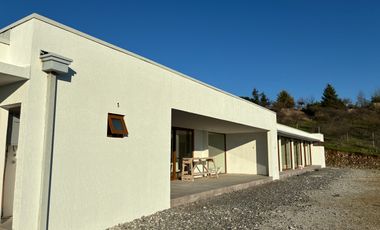 VENTA CASA NUEVA EN CONDOMINIO CERRO CRISTAL EN CURICÓ