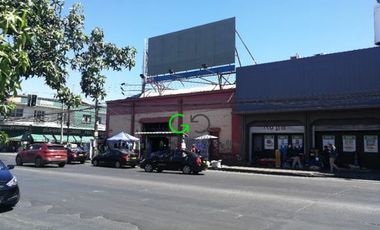 VENTA LOCAL COMERCIAL EN ESQUINA DE PRINCIPAL AV DE CURICO