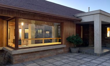 VENTA CASA EN CONDOMINIO CERRO CRISTAL EN ZAPALLAR DE CURICÓ