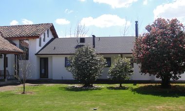 LINDA CASA DE 389 M2 EN SITIO 1084 M2 EN SECGOR AV ESPAÑA