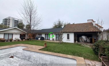 LINDA CASA DE 389 M2 EN SITIO 1084 M2 EN SECGOR AV ESPAÑA