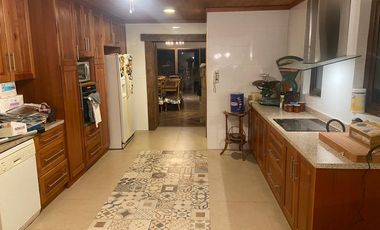 LINDA CASA DE 389 M2 EN SITIO 1084 M2 EN SECGOR AV ESPAÑA