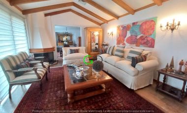 LINDA CASA DE 389 M2 EN SITIO 1084 M2 EN SECGOR AV ESPAÑA