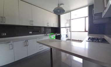 VENTA DE DEPARTAMENTO DE 4 DORMITORIOS EN SECTOR AV ESPAÑA