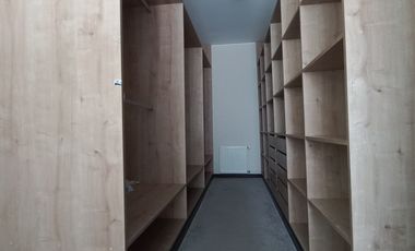 VENTA DE DEPARTAMENTO DE 4 DORMITORIOS EN SECTOR AV ESPAÑA