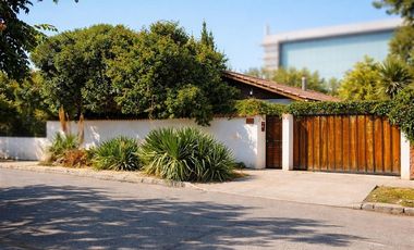 Casa en Venta en Entre Larraín y Simón Bolivar