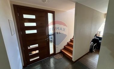 Casa 3 hab - 3 baños 