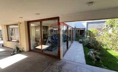 Casa 3 hab - 3 baños 