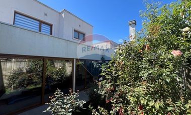 Casa 3 hab - 3 baños 