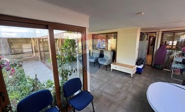 Casa 3 hab - 3 baños 