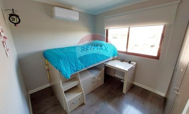 Arriendo Cómoda Casa de 2 Pisos en Condominio