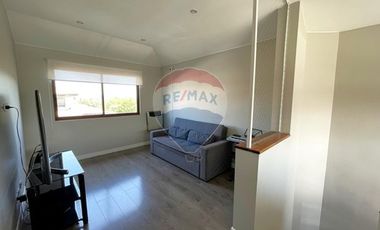 Arriendo Cómoda Casa de 2 Pisos en Condominio