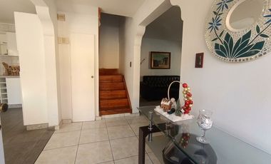 ACOGEDORA CASA EN LA FLORIDA 3D + 3B