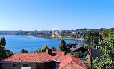 DEPARTAMENTO 4D , 3B CON VISTA LAGO A PASOS DEL CENTRO