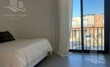 Duplex 4 ambientes Santa Ana joven
