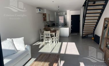 Duplex 4 ambientes Santa Ana joven