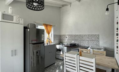 CASA 2 AMBIENTES EN ALQUILER, PUEBLO LOS CARDALES
