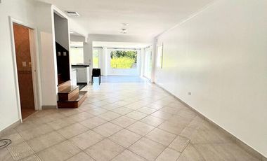 Alquiler Anual Casa 6 Amb Amoblada barrio Lomas de Benavidez Tigre