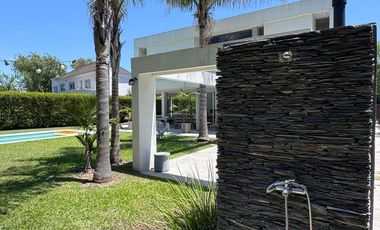 Casa alquiler anual amoblada y equipada 6 AMB. Barrio El Encuentro Tigre