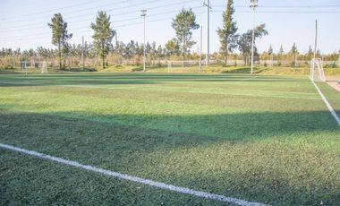 Casa alquiler anual amoblada y equipada 6 AMB. Barrio El Encuentro Tigre