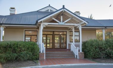 Casa alquiler anual amoblada y equipada 6 AMB. Barrio El Encuentro Tigre