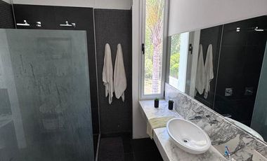 Casa alquiler anual amoblada y equipada 6 AMB. Barrio El Encuentro Tigre