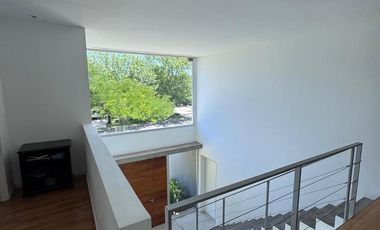 Casa alquiler anual amoblada y equipada 6 AMB. Barrio El Encuentro Tigre