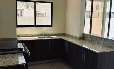 Casa 3 recámaras en renta Nativa Conkal, Mérida