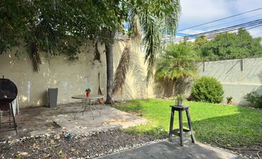 Casa en venta 5 ambientes 3 / 4 dormitorios Caseros Tres de Febrero
