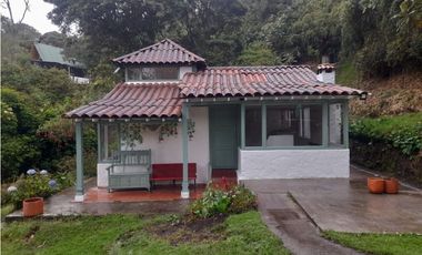 Arrienda Casa campestre amoblada, El Hato, La Calera