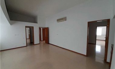 Venta Oficina Poblado PatioBonito 9512071 DL