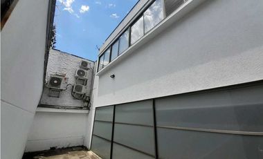 Venta Oficina Poblado PatioBonito 9512071 DL