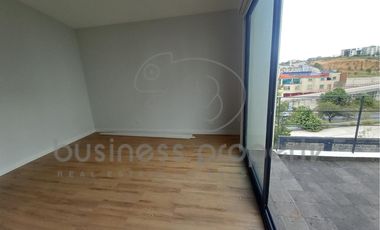 Gran oportunidad Casa dentro de la Sexta Sección de Lomas Verdes