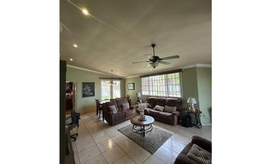 Venta de Casa en Brisas del Golf
