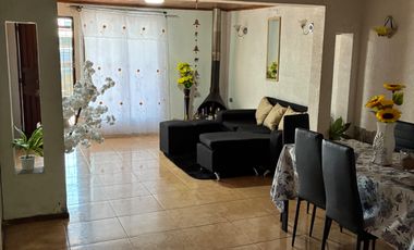 Casa de 3 dormitorios, 1 baño, 1 estacionamiento 129m2/92m2