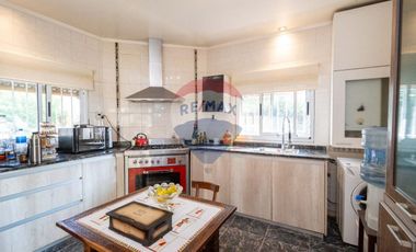 Remax vende increíble quinta en Colastiné Norte