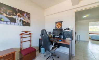 SE VENDE HERMOSO DUPLEX DE 3 DORMITORIOS