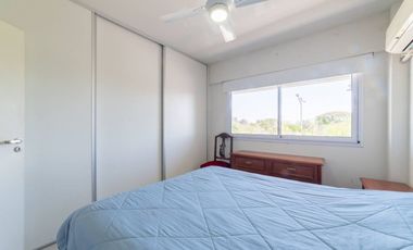 SE VENDE HERMOSO DUPLEX DE 3 DORMITORIOS