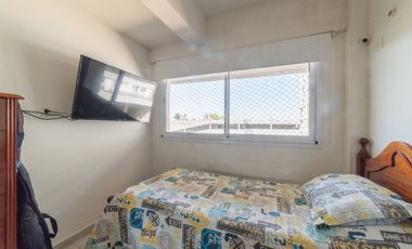 SE VENDE HERMOSO DUPLEX DE 3 DORMITORIOS