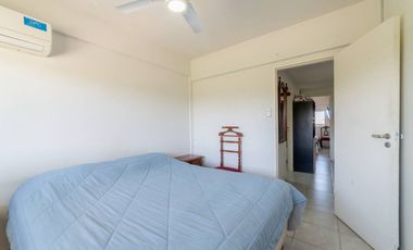 SE VENDE HERMOSO DUPLEX DE 3 DORMITORIOS