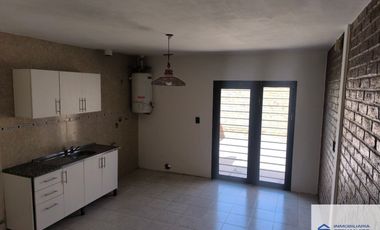 Dúplex en alquiler c/ cochera en General Guitérrez