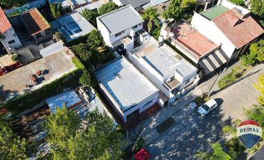 CASA 3 AMBIENTES + GALERÍA EN VENTA EZEIZA