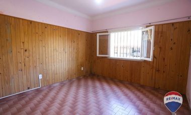 CASA 3 AMBIENTES + GALERÍA EN VENTA EZEIZA