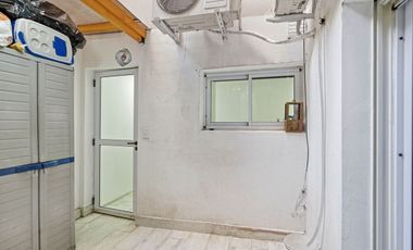 VENTA DEPTO 3 AMB CON PATIO EN LOMITAS APTO CRED